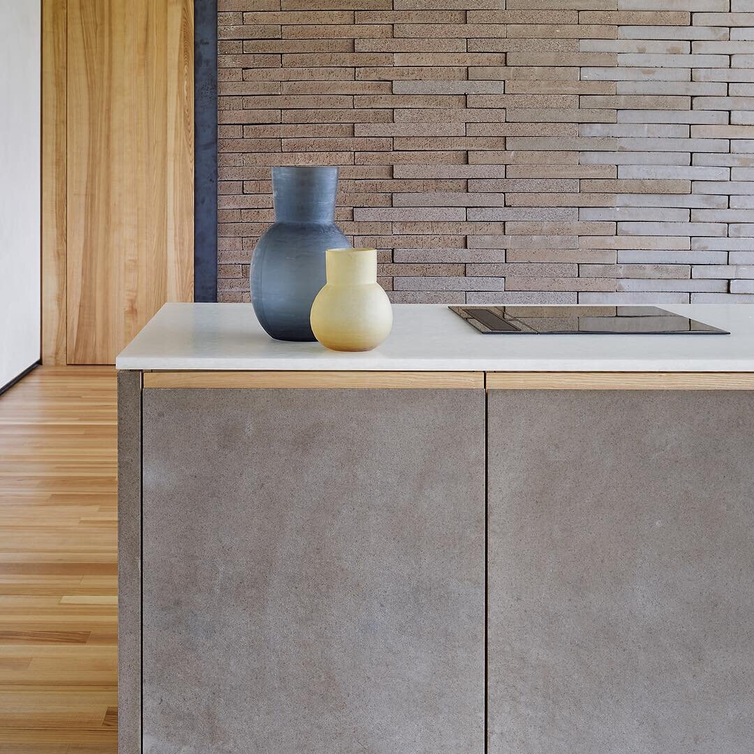 StoneCycling || Urban Mining & Dry Stacking Bricks in Switzerland