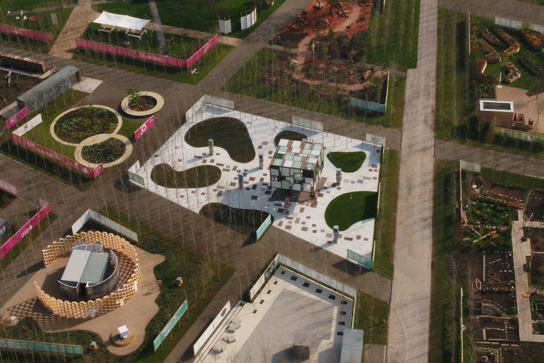 Circular Pavilion at German Federal Garden Show || StoneCycling