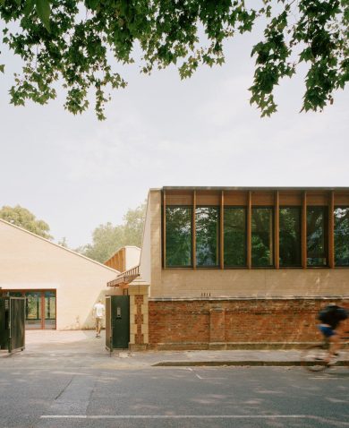 Award-Winning Facade at Sands End Arts & Community Centre in London || StoneCycling