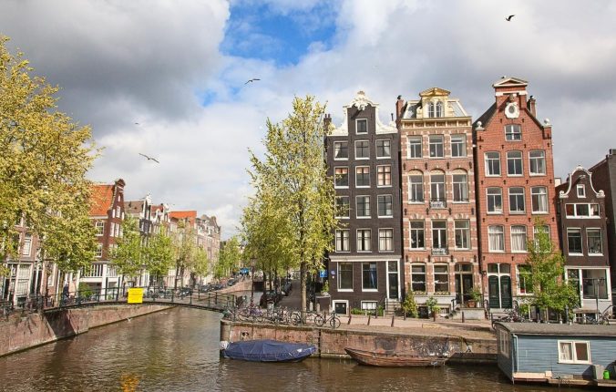 Amsterdam to Become First Circular City in the World || StoneCycling