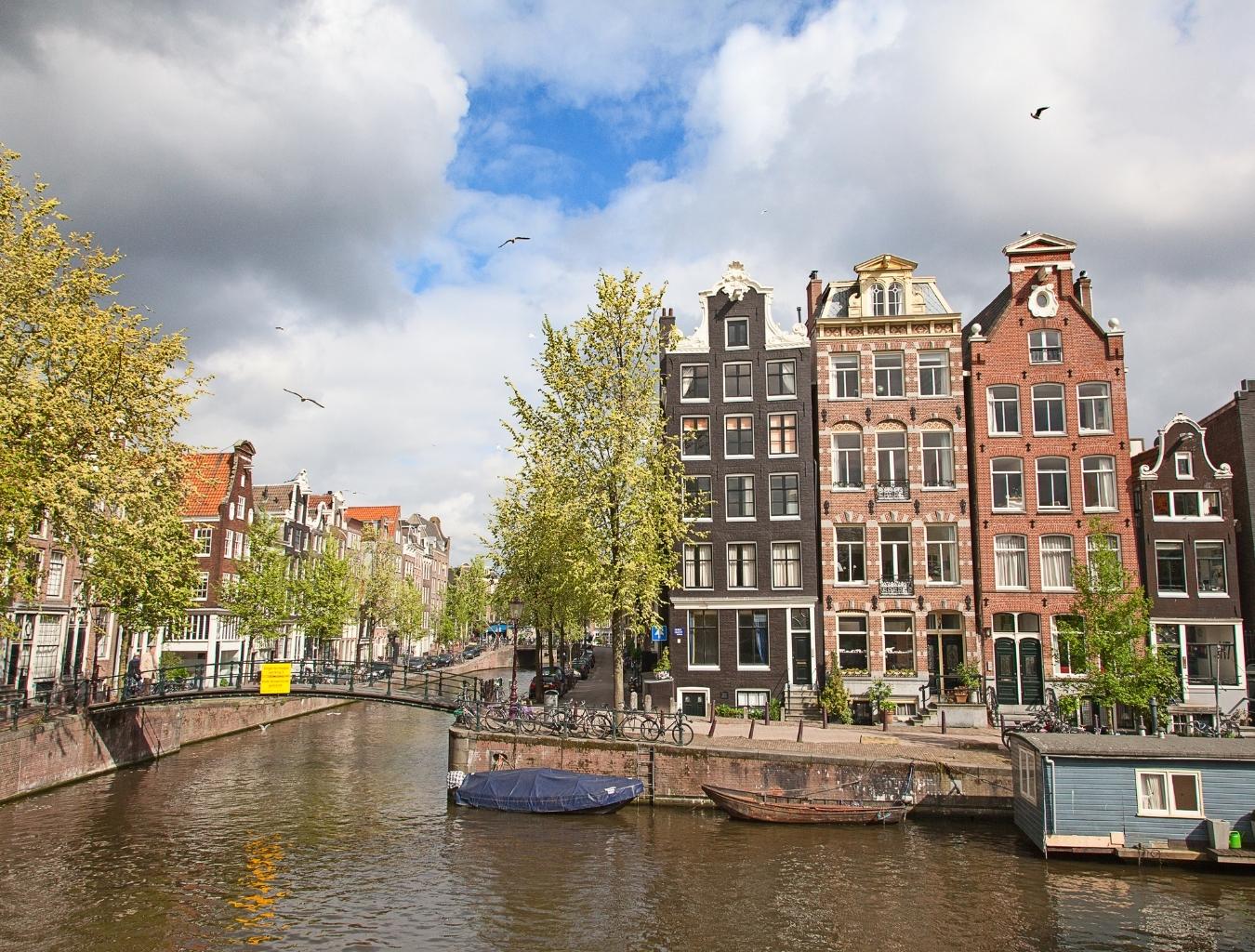 Amsterdam to Become First Circular City in the World || StoneCycling