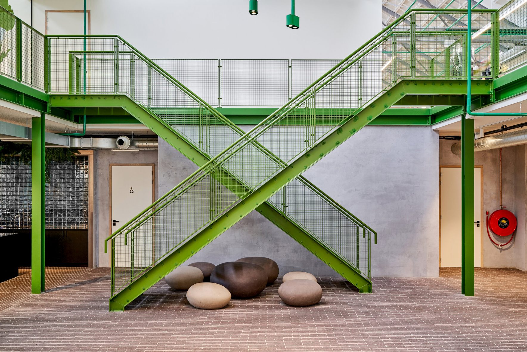 StoneCycling || Floor of Waste in The Netherlands