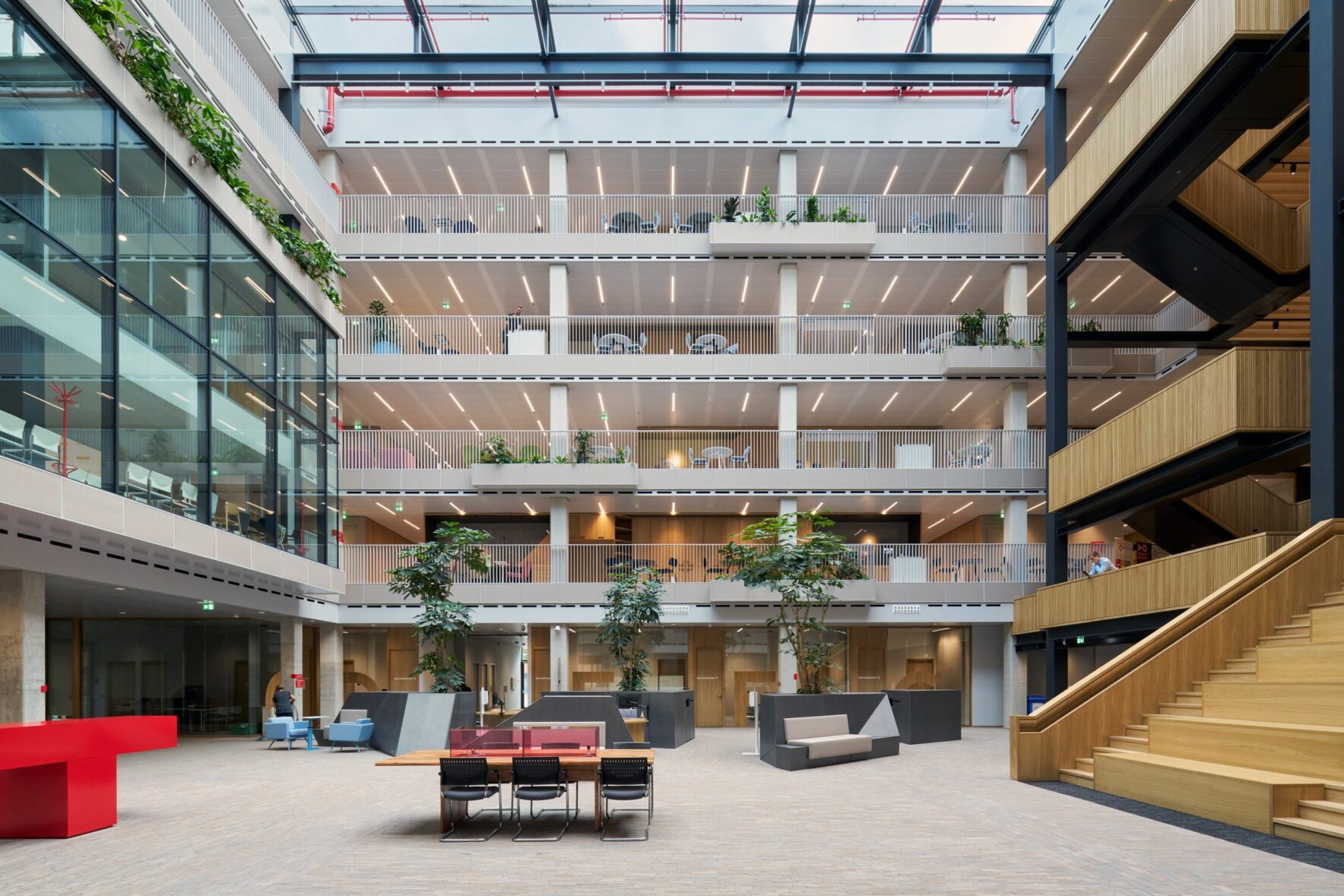 Floor of Waste from Donor Building in Helmond, The Netherlands | FRONT®