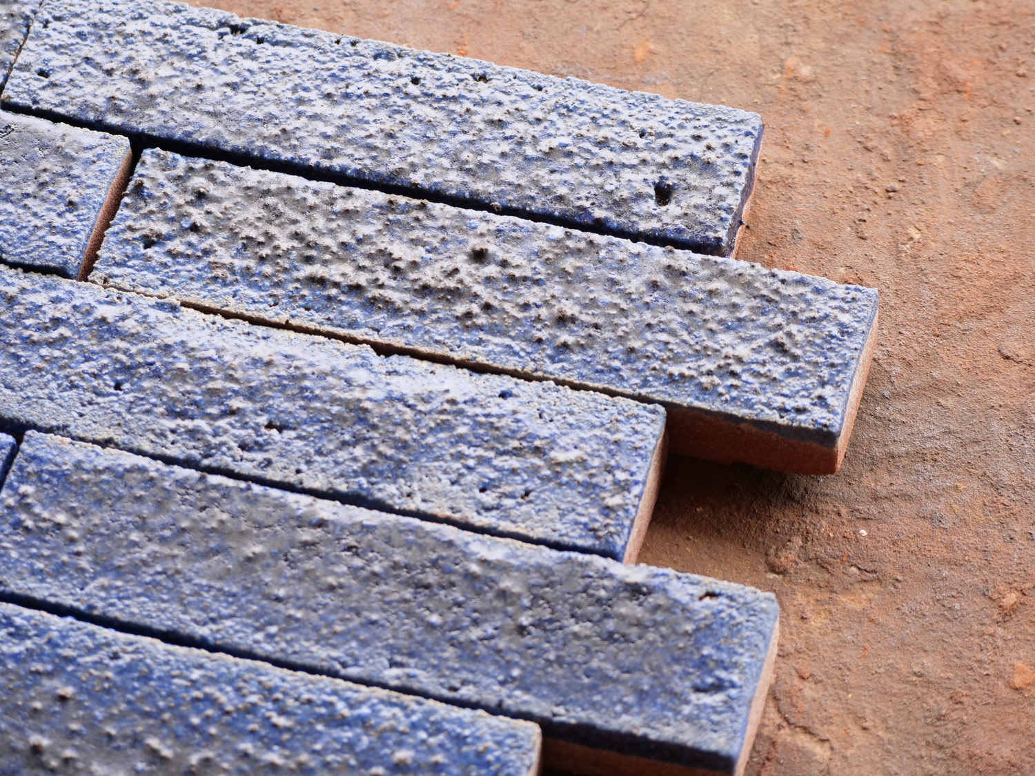 Juniper Berry Glazed Bricks Made From Waste: Beautiful and Sustainable! || StoneCycling