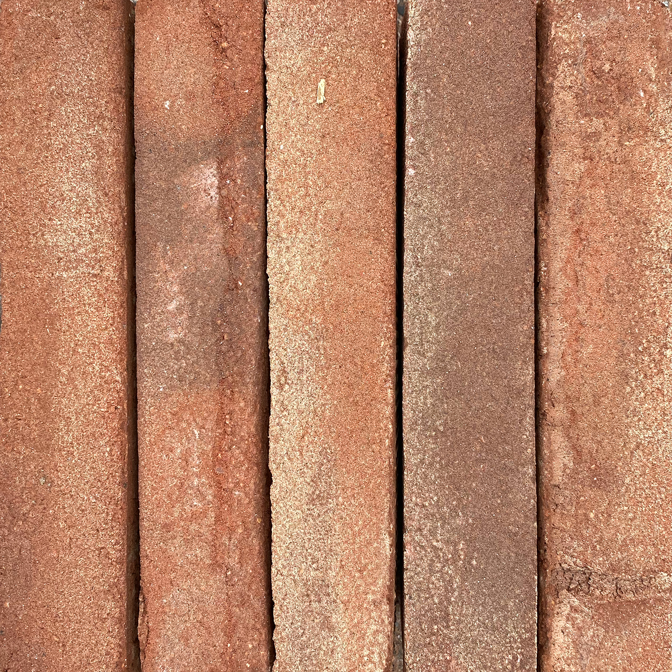 StoneCycling WasteBasedBricks® - Orange Raw