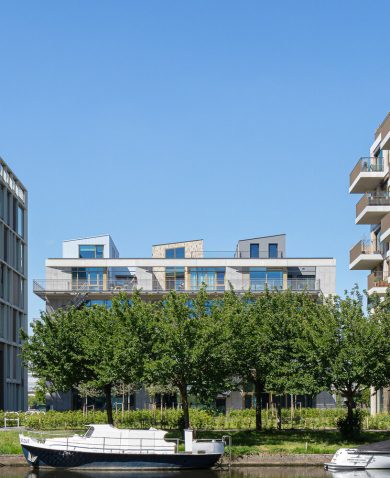FRONT® Sustainable Building Materials - Colourful Condo Amsterdam