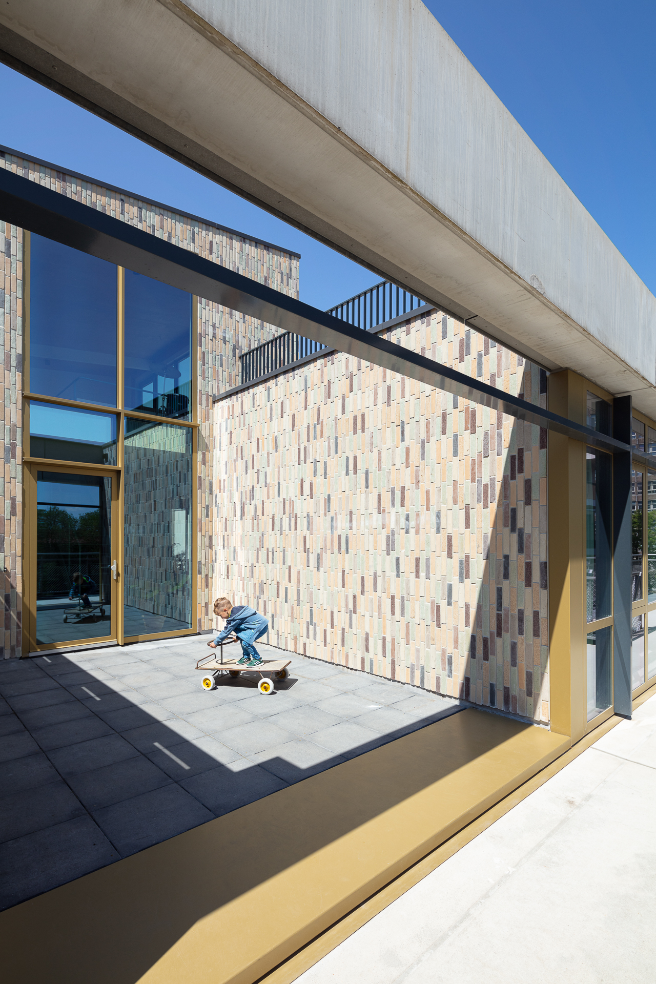 FRONT® Sustainable Building Materials - Colourful Condo Amsterdam