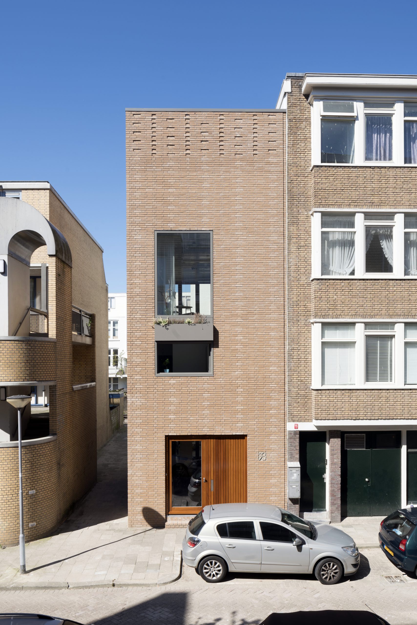 House Made of Waste in Rotterdam - WasteBasedBricks® Scoop! || StoneCycling