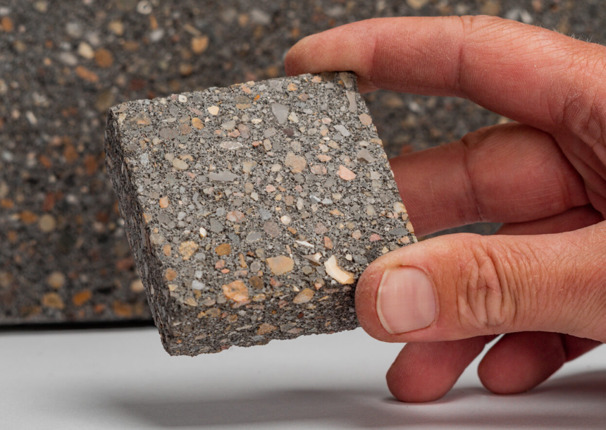 StoneCycling | BioBasedTiles® | Pepper Polished