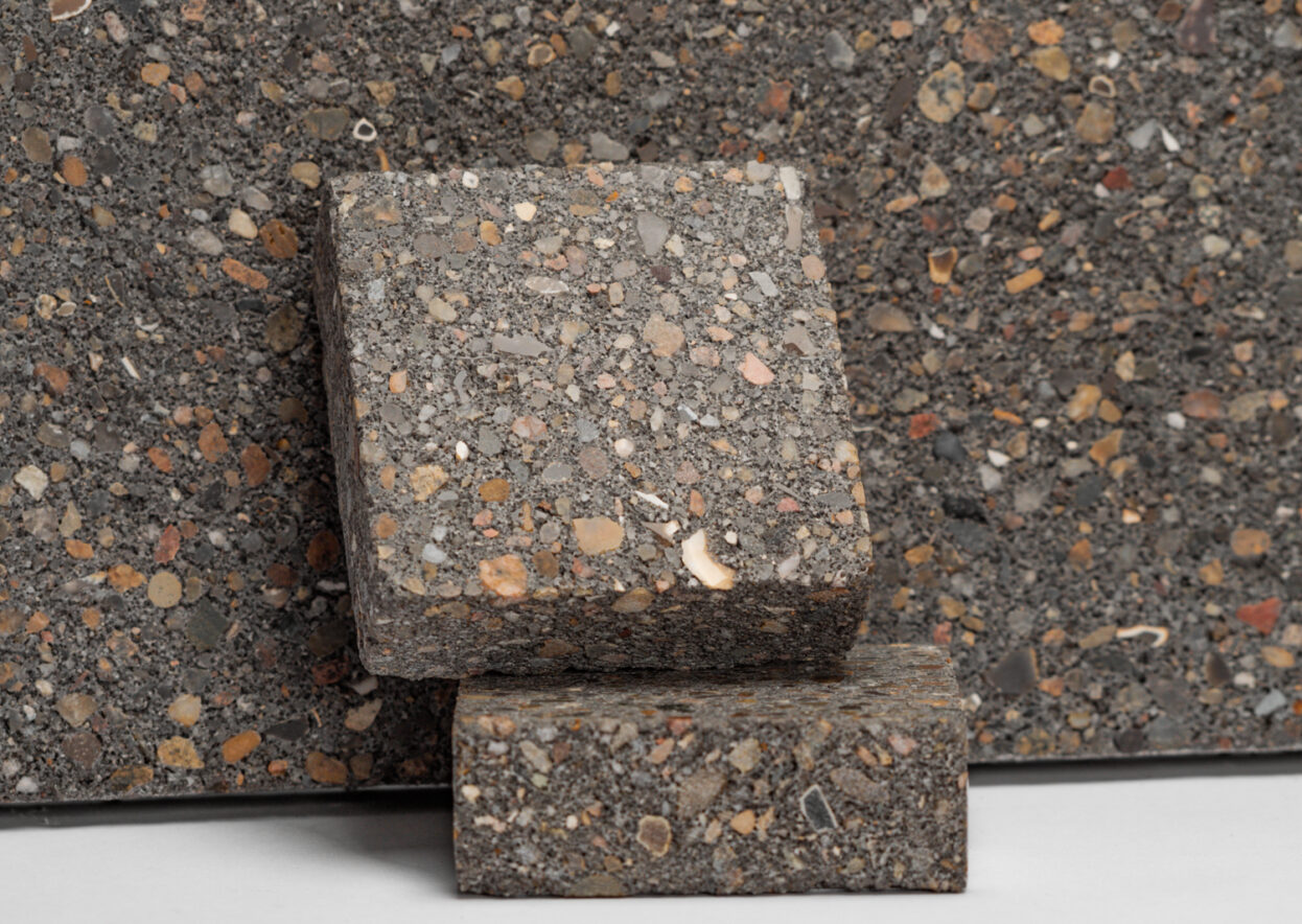 StoneCycling | BioBasedTiles® | Pepper Polished