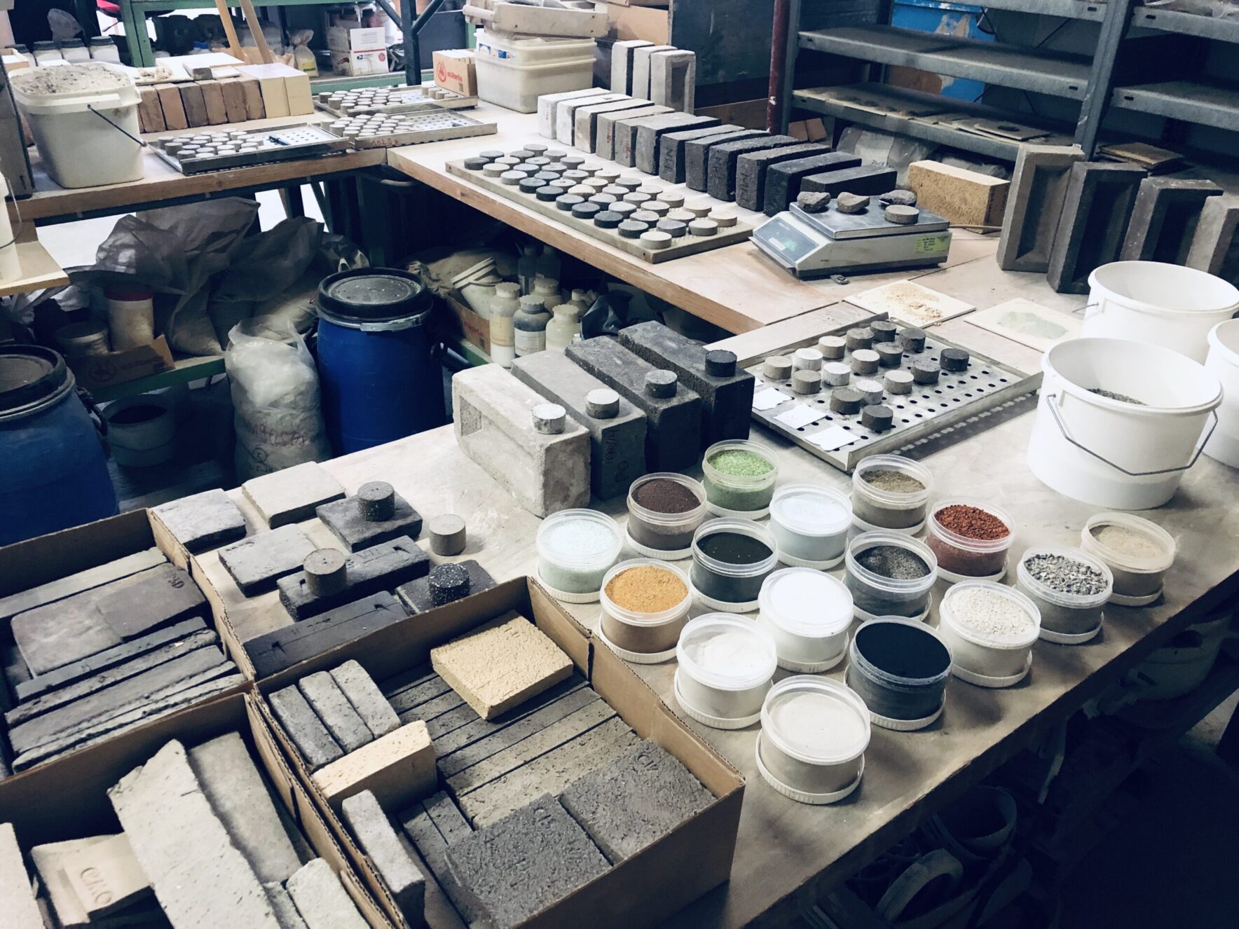 Woontoren 360 Degrees in Amsterdam-Noord met een gevel van WasteBasedBricks van 60% afval