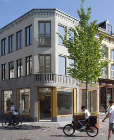 Traditional, Sustainable New Construction at Den Bosch Market, The Netherlands || StoneCycling