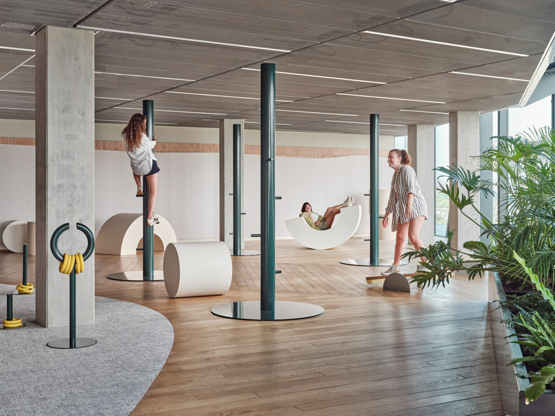 WasteBasedBricks® at Booking.com HQ Campus || StoneCycling