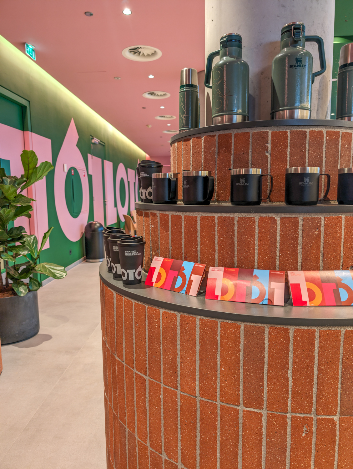 Circular Coffee Bar LOT61 at DoubleTree by Hilton Amsterdam Centraal Station