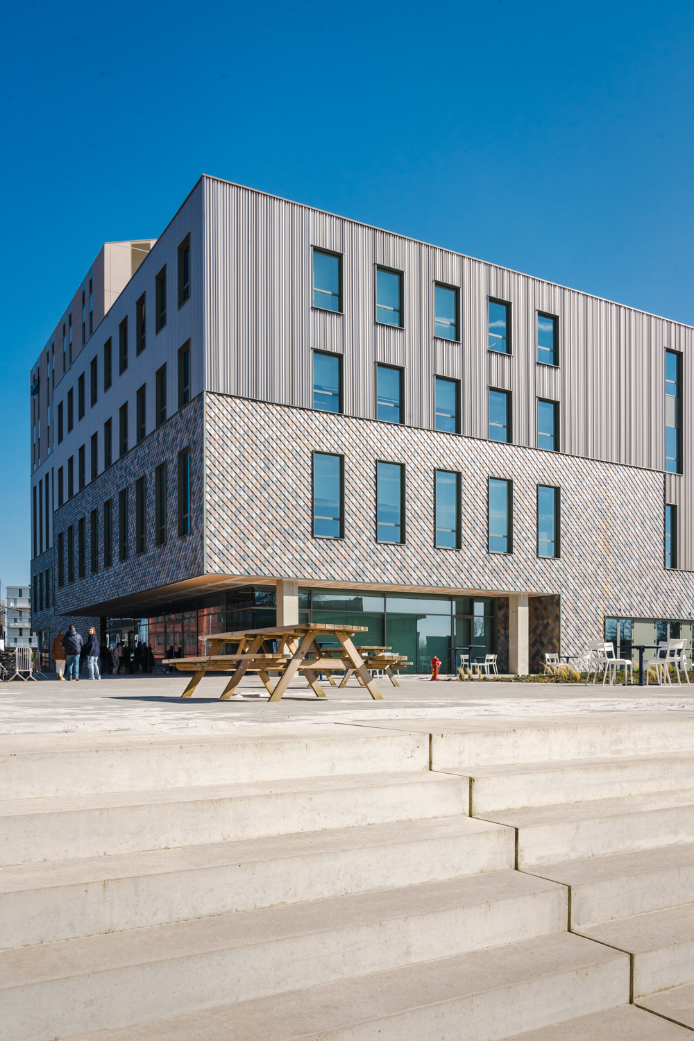 Recycled Pretty Plastic Facade at Howest Education Campus in Bruges, Belgium | FRONT® Materials