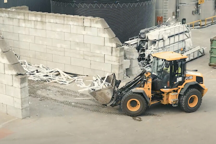 FRONT® Pretty Plastic Panels - How It's Made