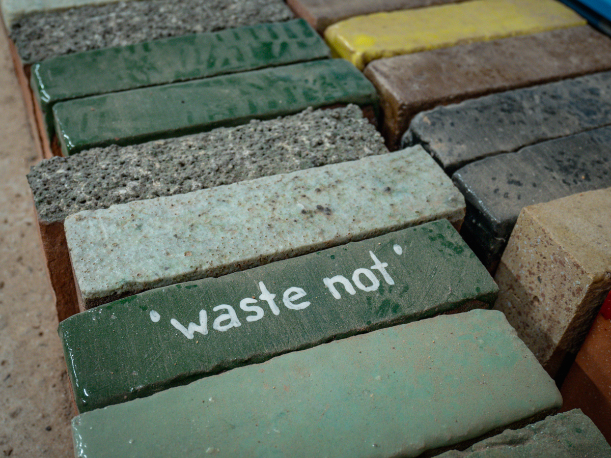 FRONT® WasteBasedBricks