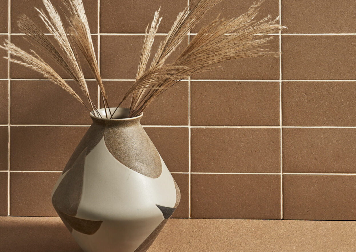 FRONT Materials - SKIP TILE - Mas Range