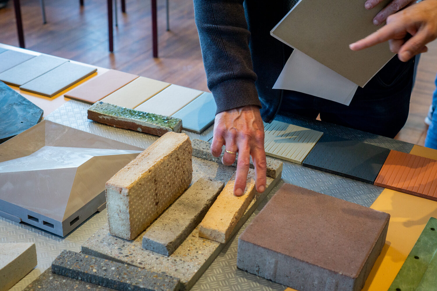 Circular Building - FRONT Materials