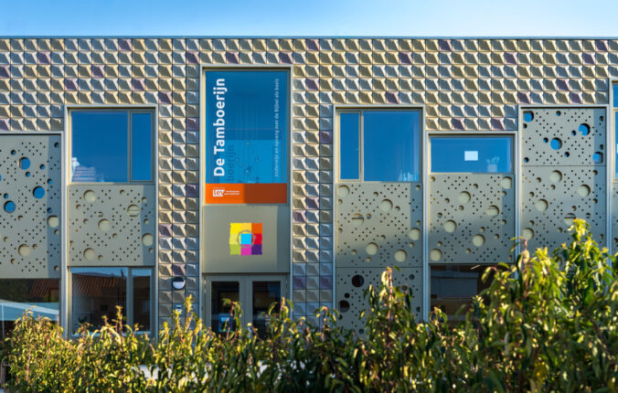 Second High Pretty Plastic Panel Facade at School in Alphen aan de Rijn, the Netherlands